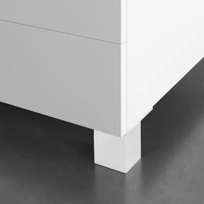Pé de canto quadrado, modelo 972, fabricado em abs, 42 x 42 x 60 mm, alumínio